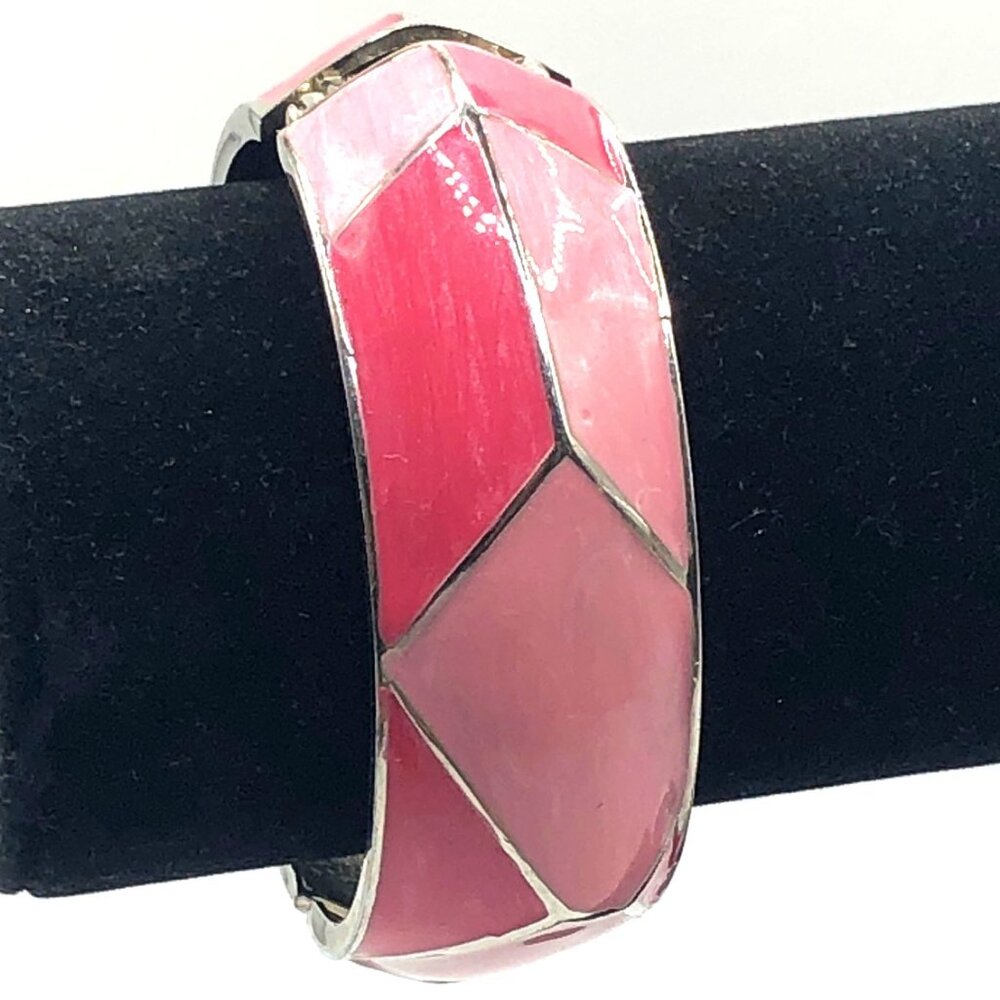 Pink Enamel Geometric Clamper Bracelet Oval Hinged Bangle